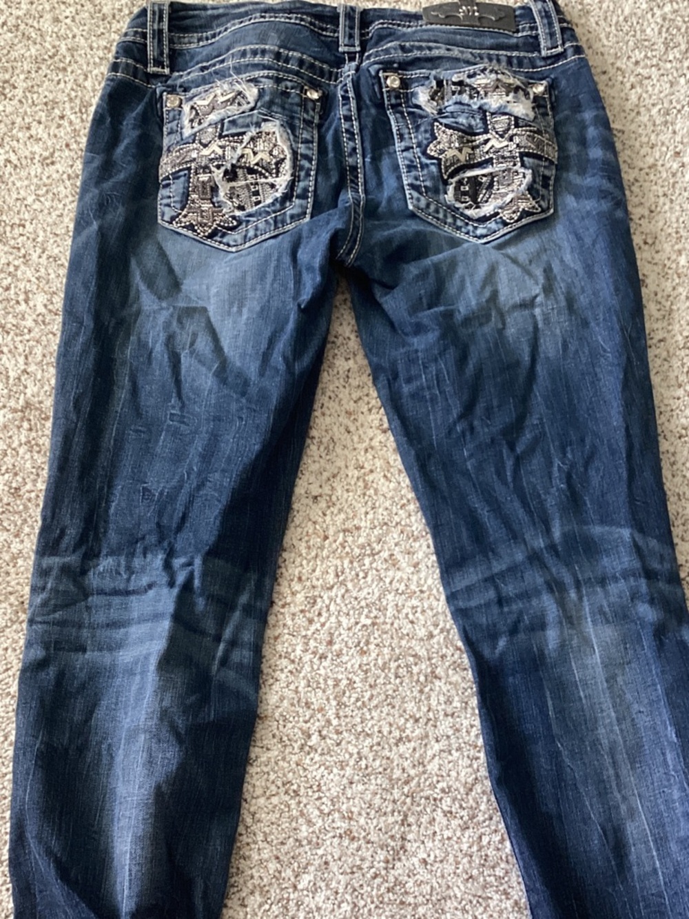 Women’s Dark Blue Embroidered Back-Pocket Jeans